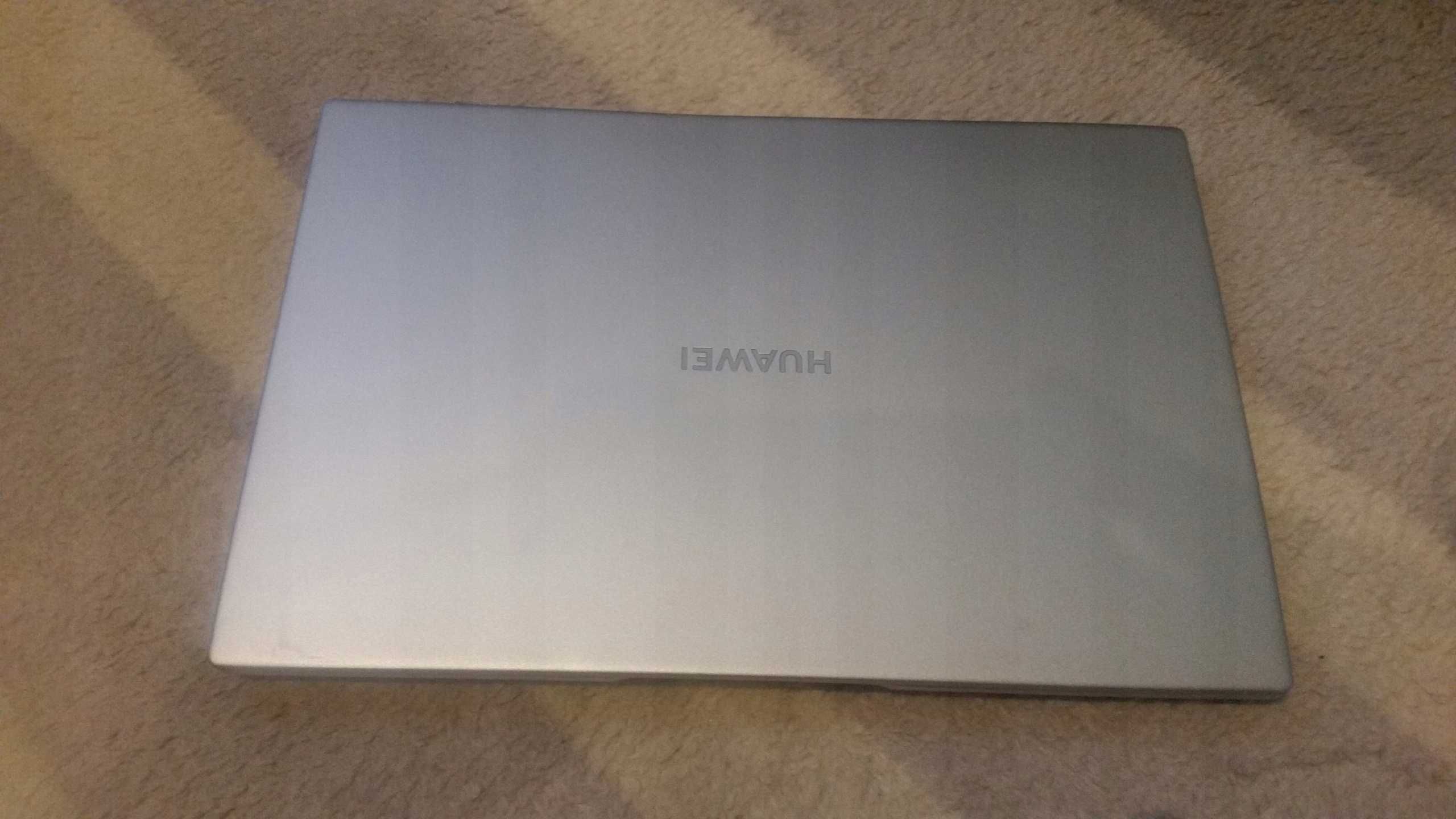 Huawei MateBook D14 Intel Corei3 8GB/256GBSSD W10