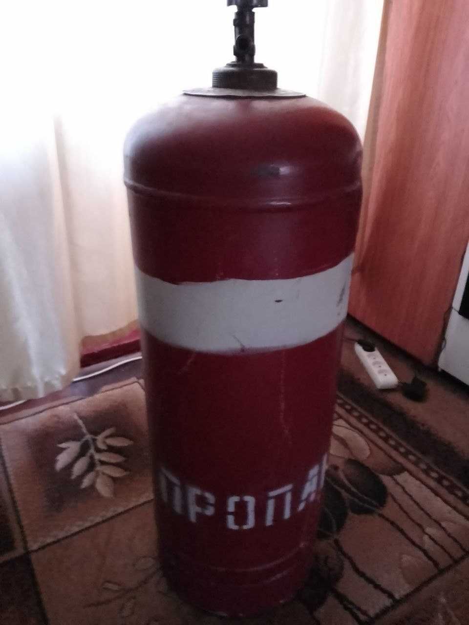 Продаються газові балони