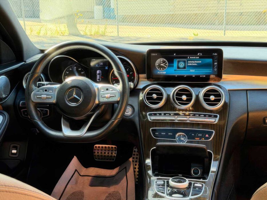 Mercedes-Benz C-Class      2020