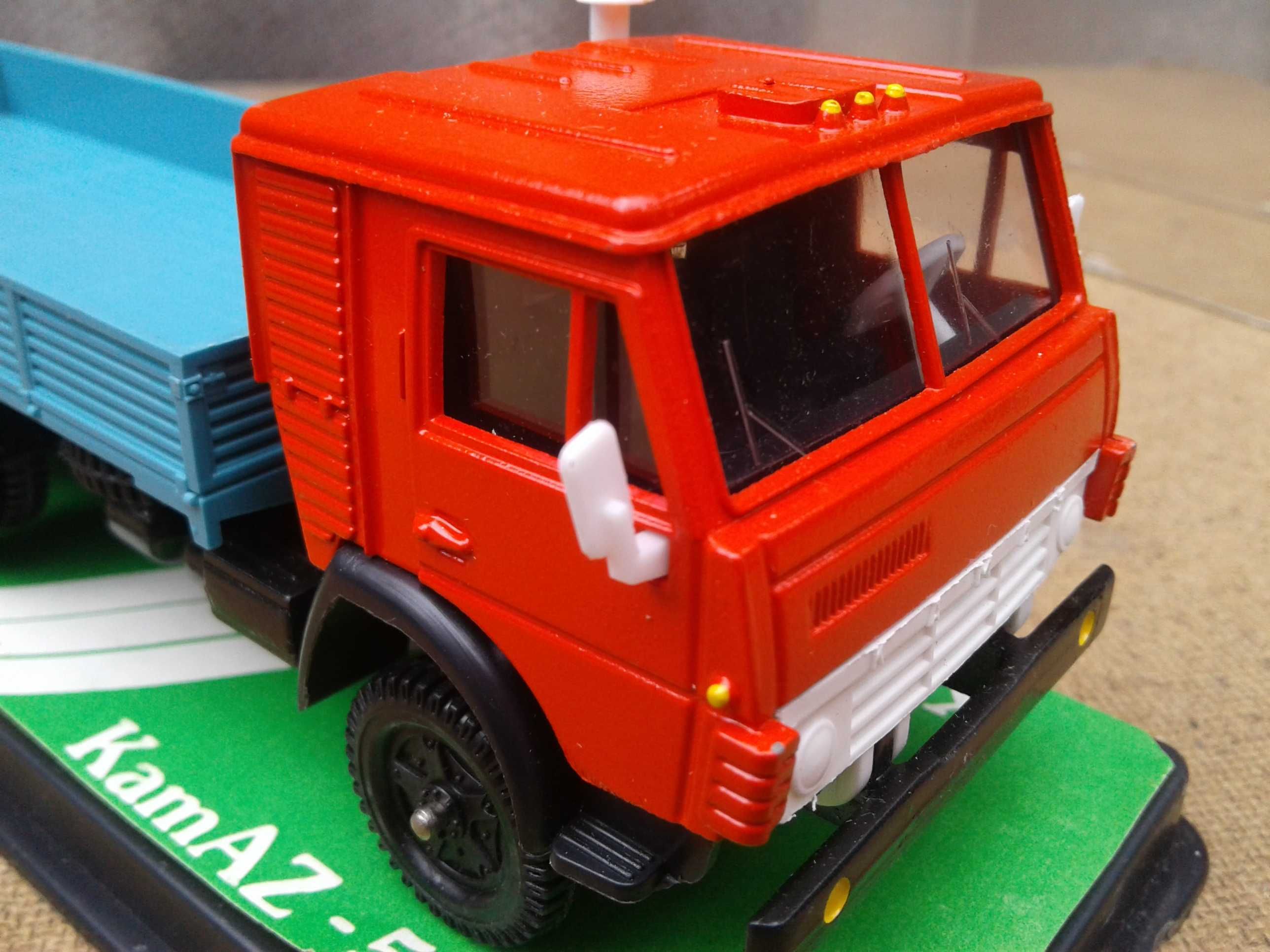 Новый Камаз бортовой 53212 масштабная модель 1 : 43 СССР коллекционная