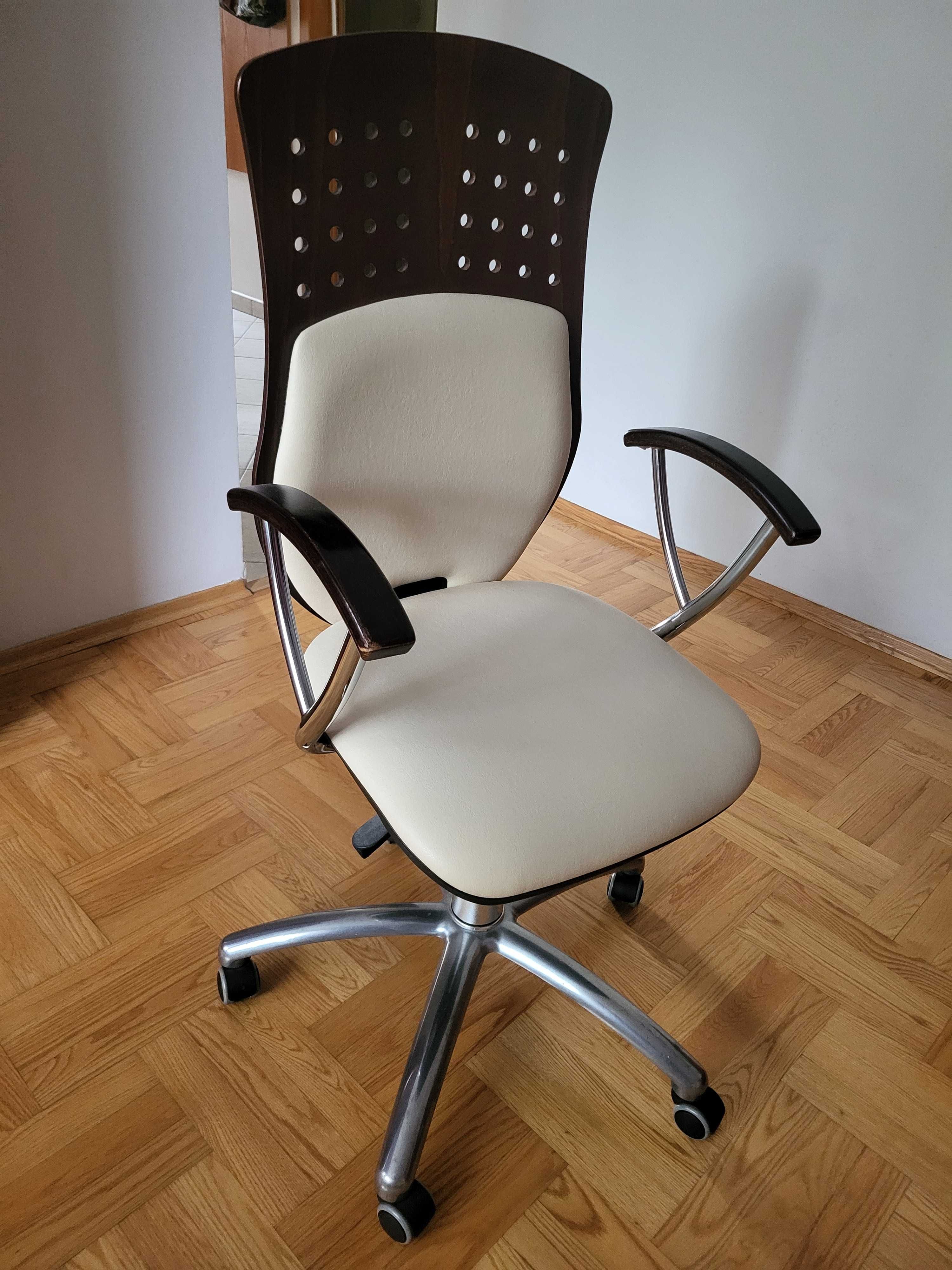 Krzesło obrotowe