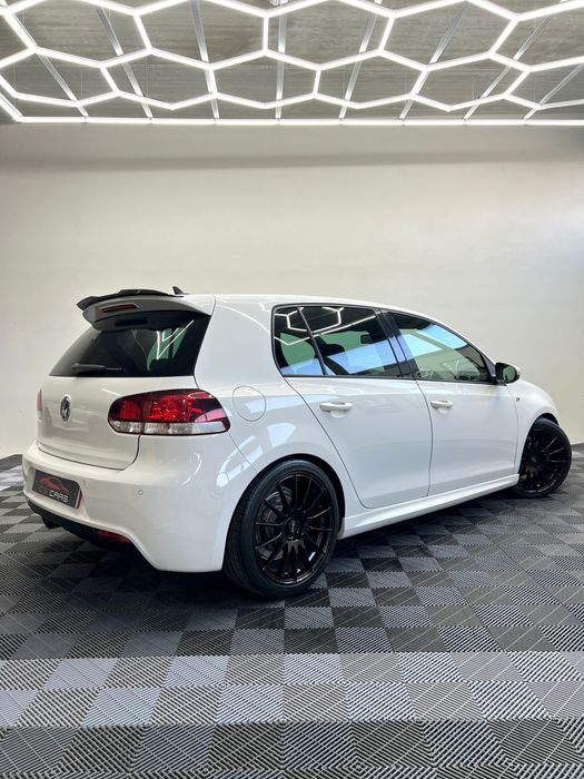 VOLKSWAGEN GOLF 6 1.6 TDI R-Line