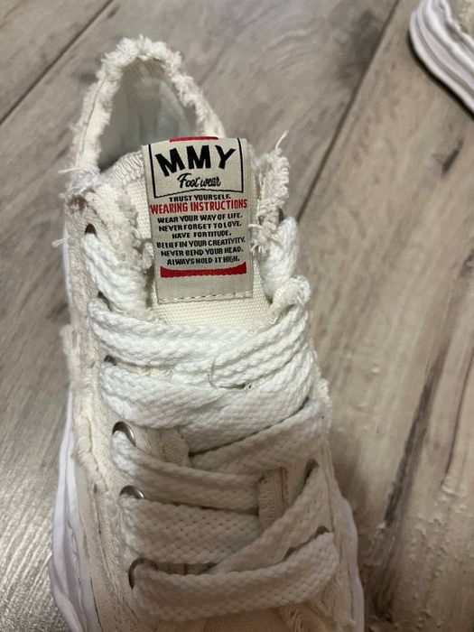 MMY Maison Mihara Yasuhiro white distressed