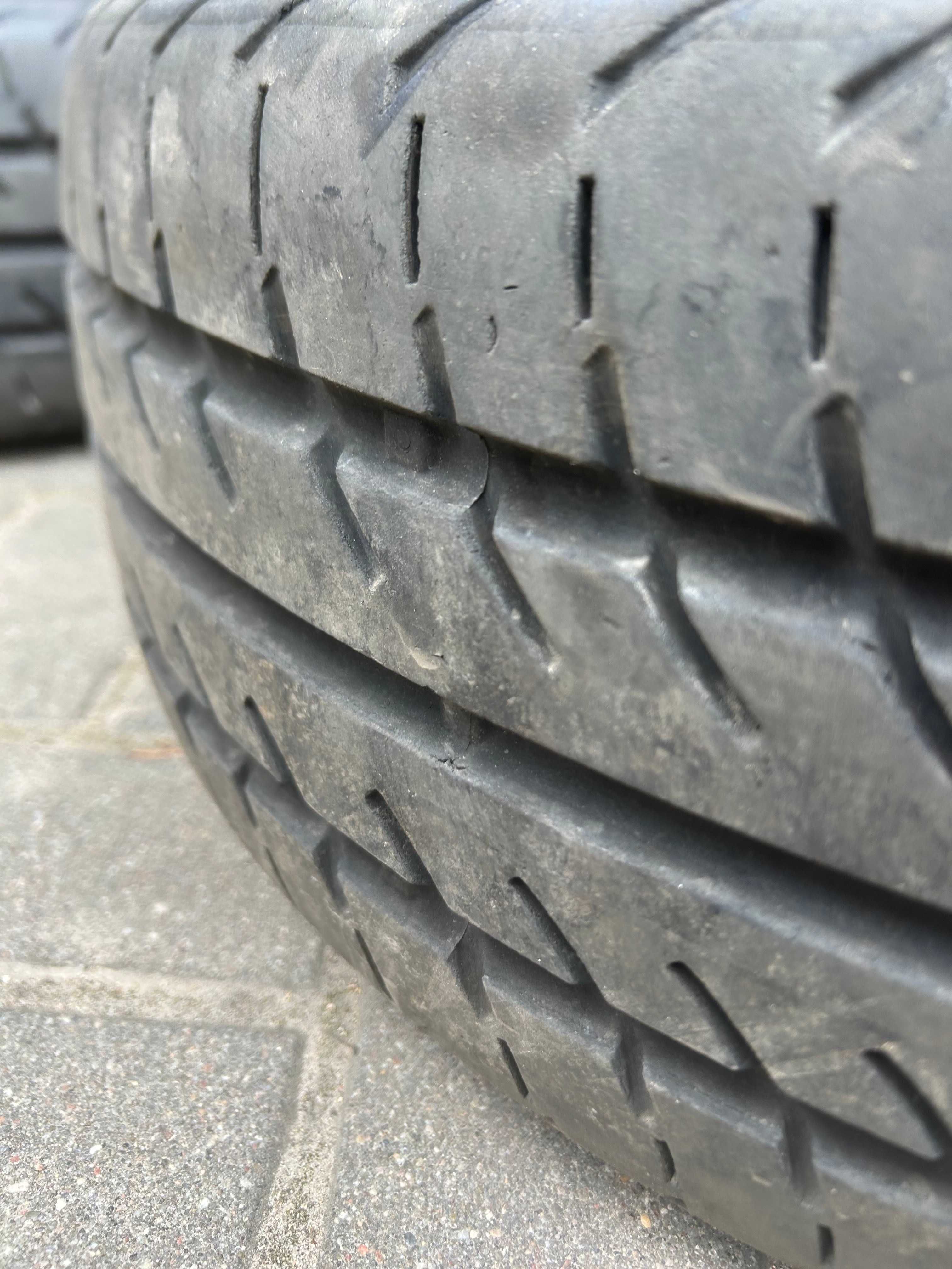 215/65R16C Continental - VW T5 T6
