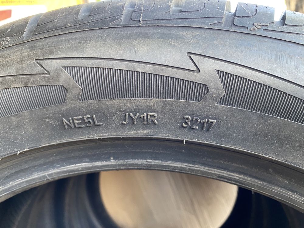 шины Goodyear UltraGrip Ice SUV G1 225/55 R18