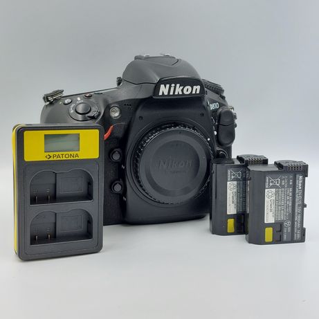 Nikon D810 - Przebieg 330k - stan idealny