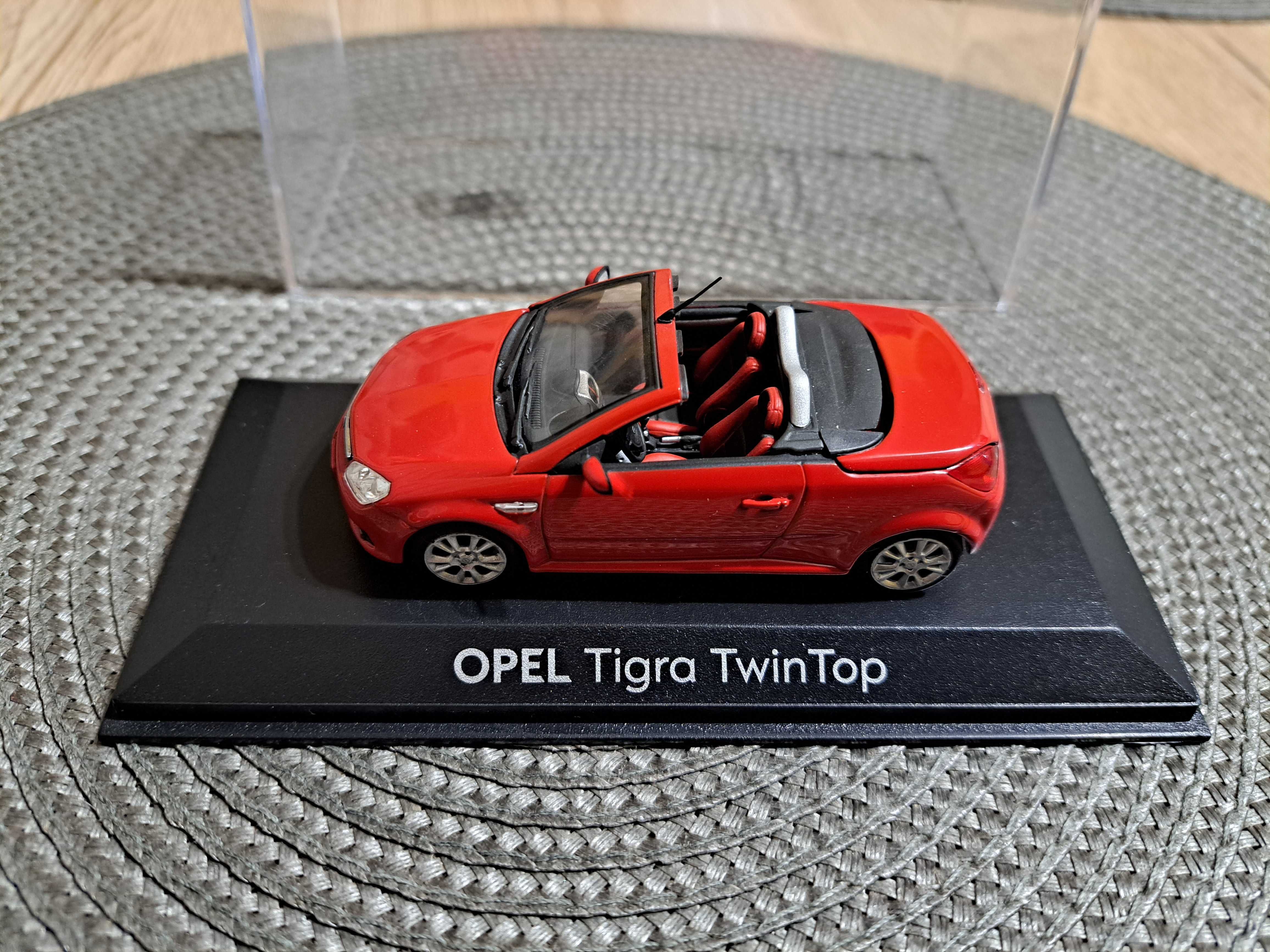 Opel Tigra Twin Top Minichamps 1:43