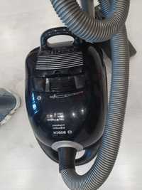 Пылесос для сухой уборки BOSCH BSG 82485 на запчасти или под ремонт!!!