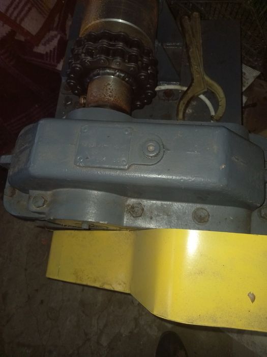 Масло-перерабатывающий станок/ маслопресс