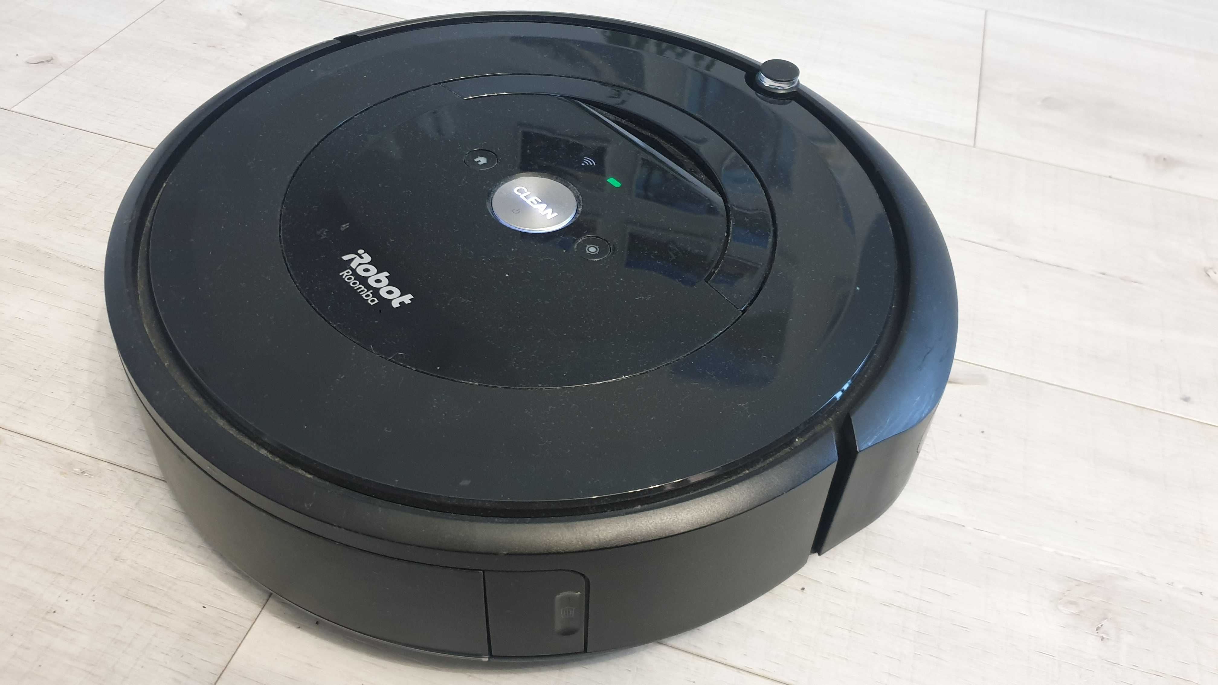 Robot odkurzający iRobot Roomba e5