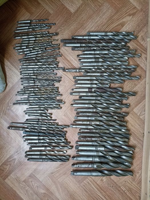 Свердла токарні р6  і  р18