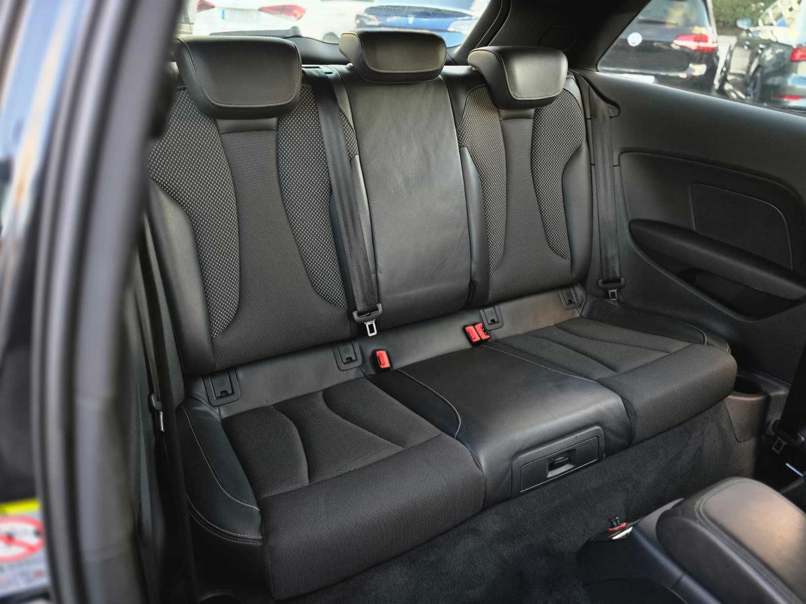 AUDI A3 S LINE 1.6TDI 110CV "LOOK RS3"