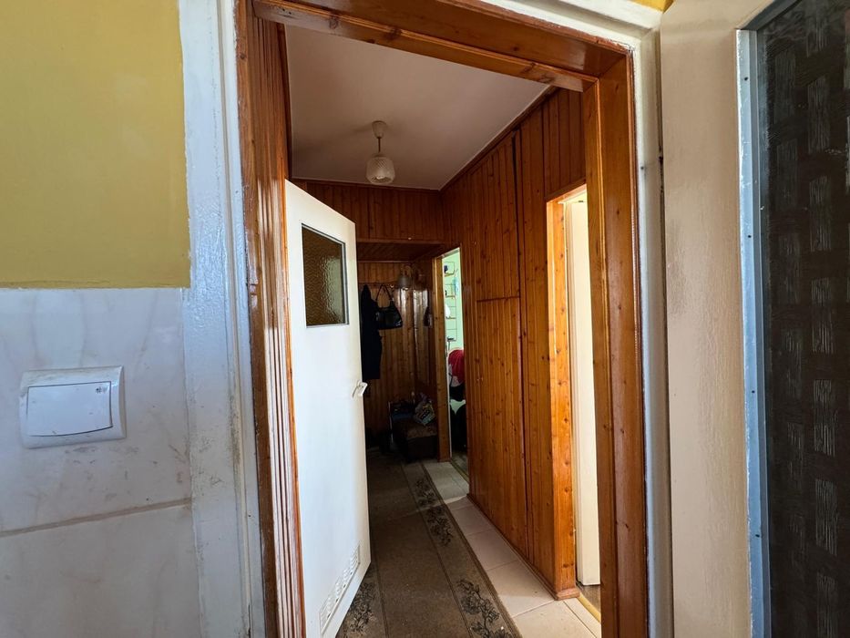 Mieszkanie 2 pokojowe w bloku - do remontu