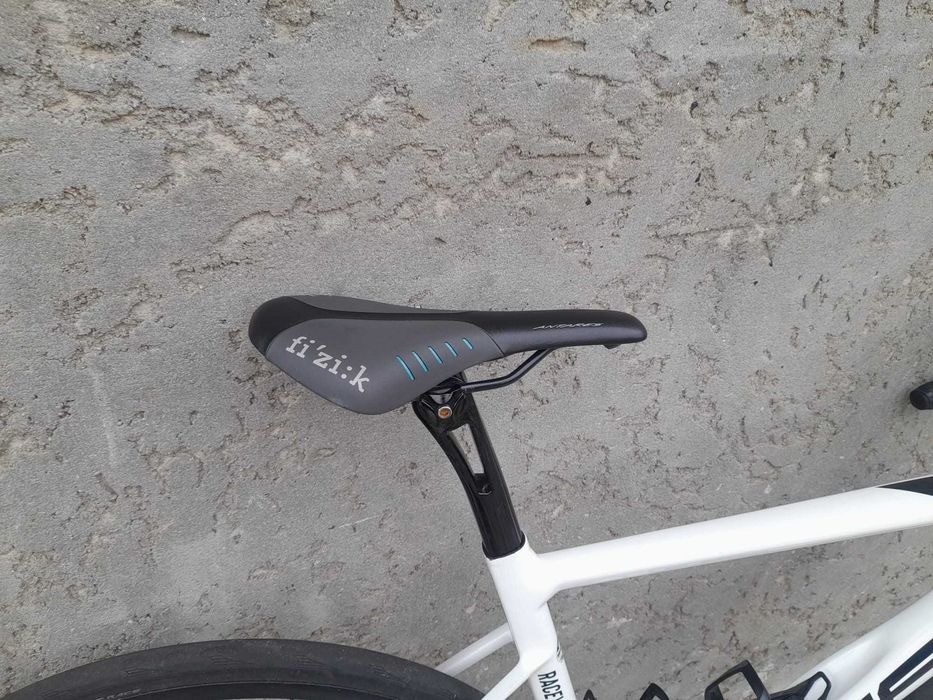 Bicicleta de corrida SWIFT