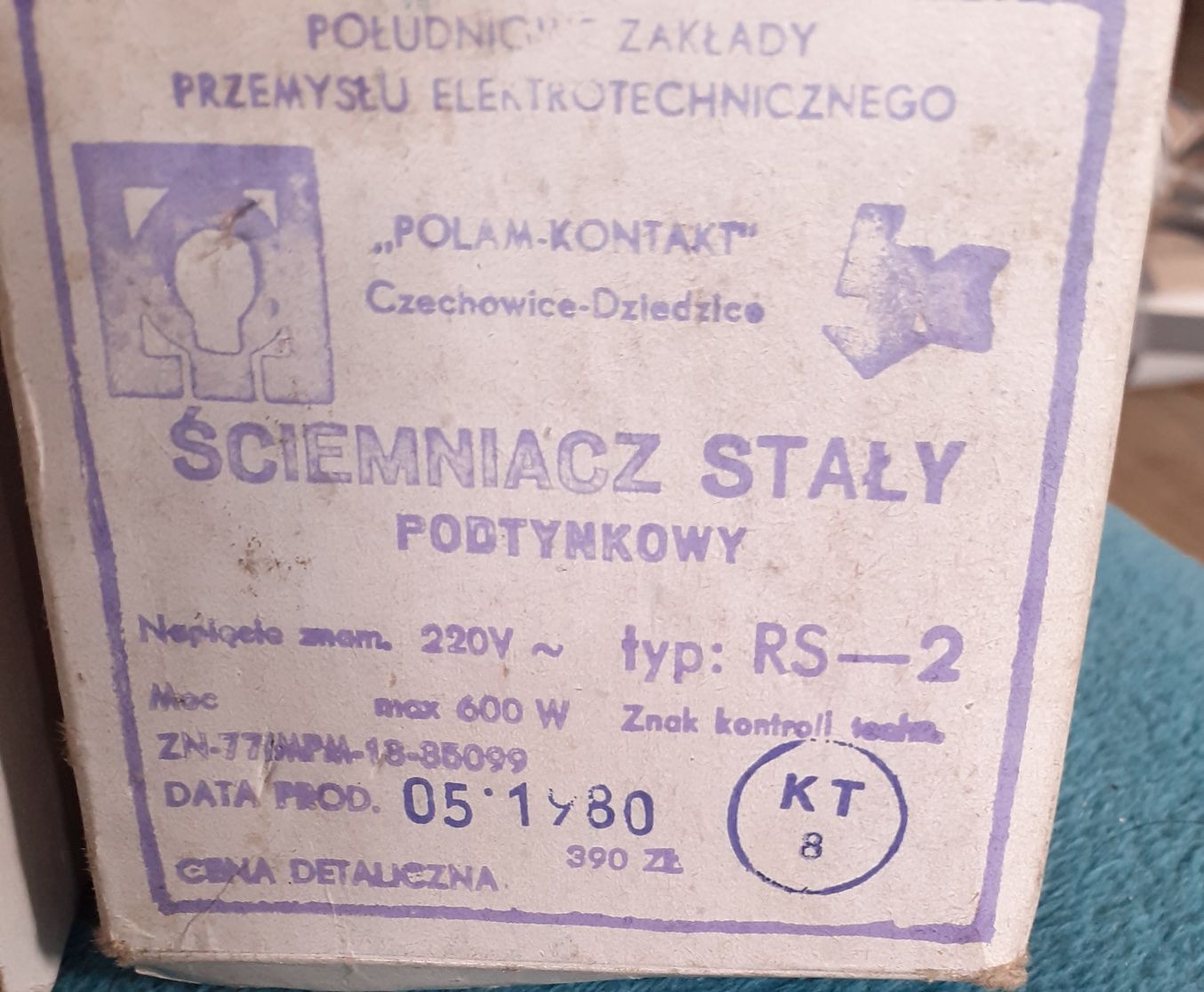 Ściemniacz stały podtynkowy typ RS-2 z 1980 roku