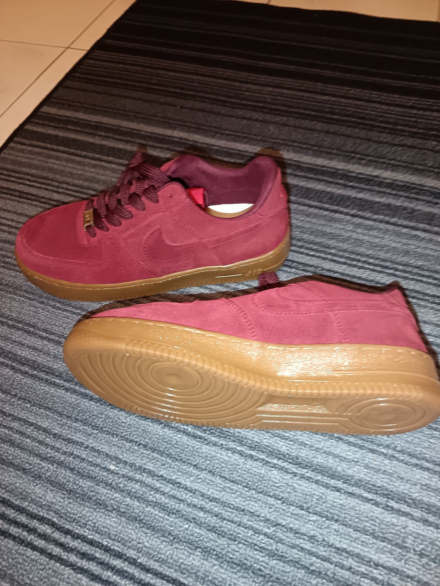 Sapatilhas Nike como novas