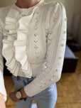 Zara sweter z falbaną ażurowy perły perełki crop top M