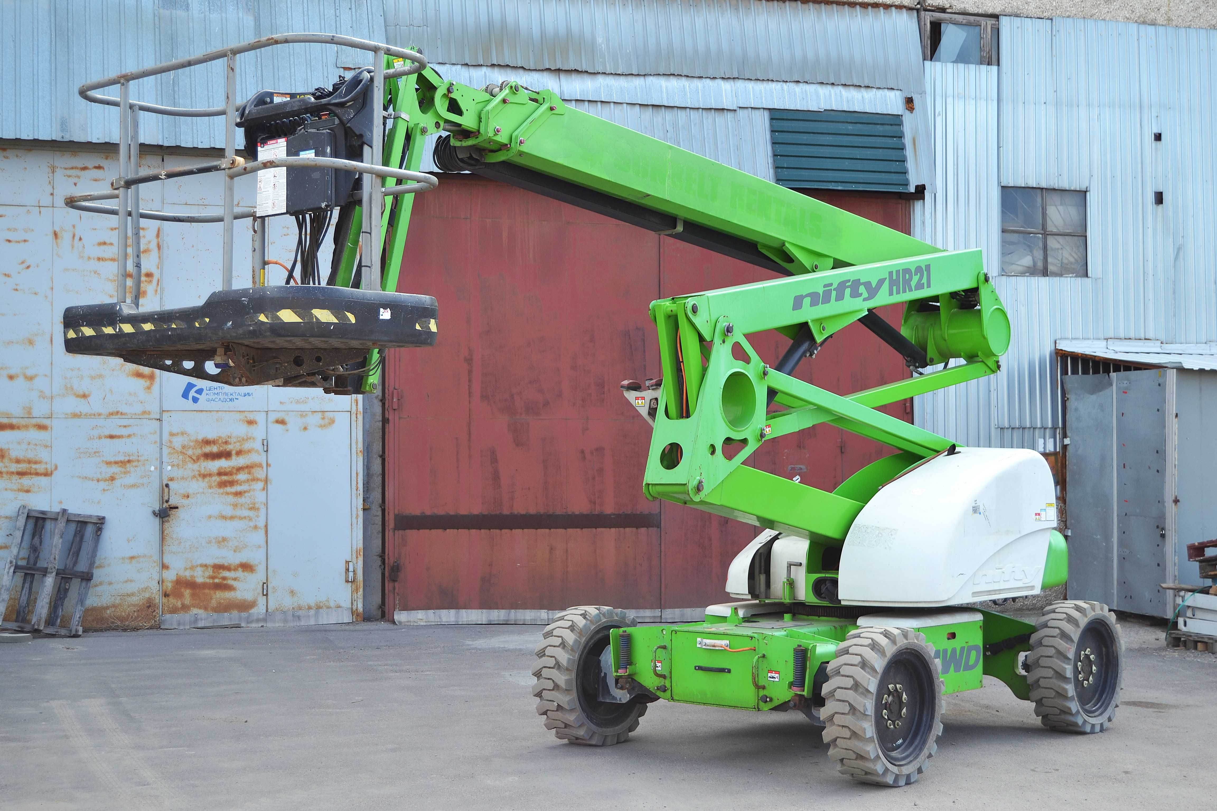 Колінчастий підйомник NIFTYLIFT HR21 HYBRID 21 м (Диз. + Ел.) 2014 р.
