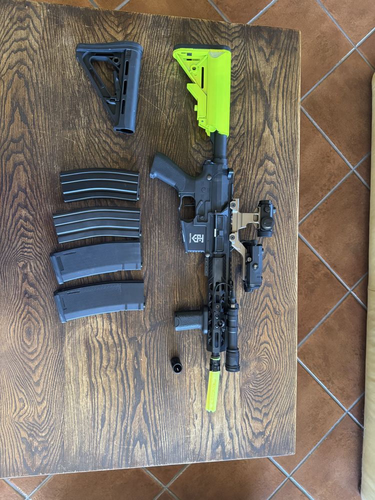 Rossi Sentinel M4