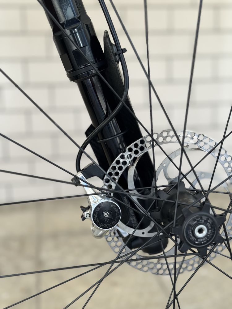 Bicicleta BTT Cannondale FSI Carbono