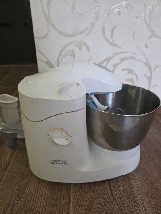 Кухонна машина Kenwood