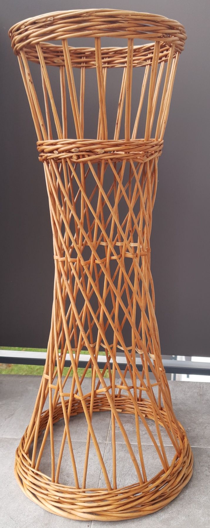 Kwietnik wiklinowy / rattan 73cm