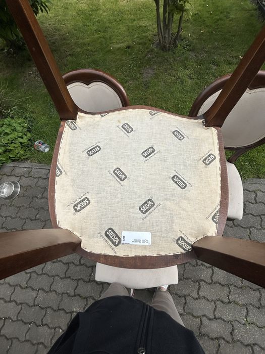 Stól owalny rozkładany 155 +44 x  110  plus 4 krzesla Selva