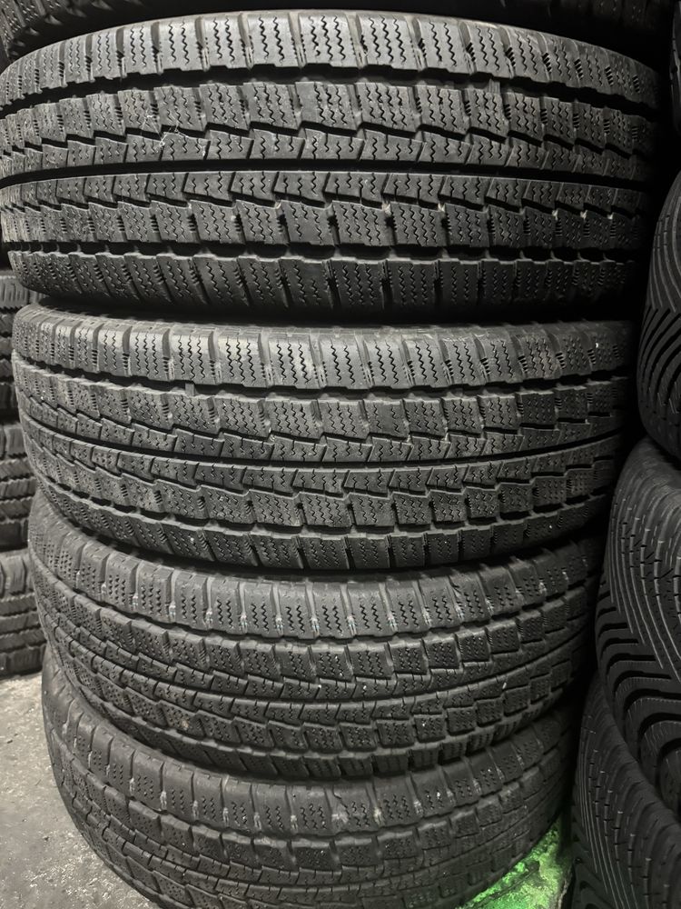 шини б.у зима 215/70 R16C Hankook Winter RW06 склад резини
