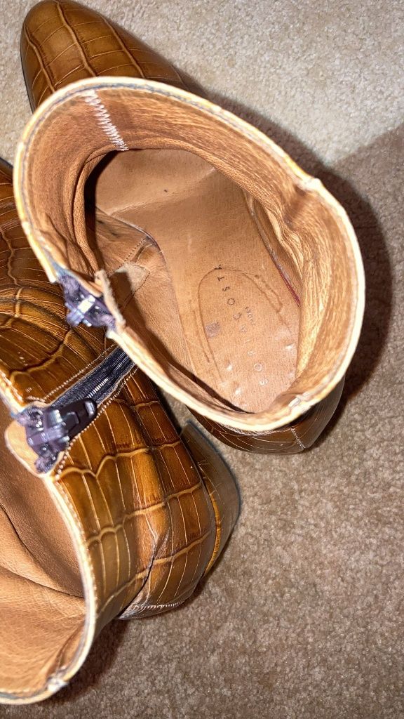 Botas castanhas/camel com salto 37 Sofia Costa