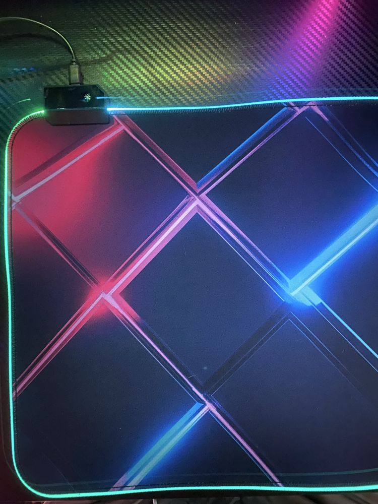 Mouse Pad Gaming RGB XL 40x90cm – Com Cabo Original – Quase Novo!