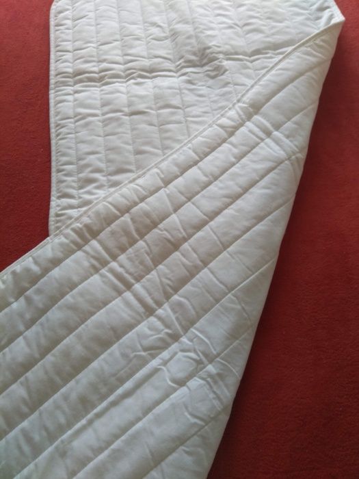 Protector de colchão para cama de grades
