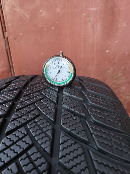 255/40/20 R20 Bridgestone Blizzak LM001 2шт ціна за 1шт шини