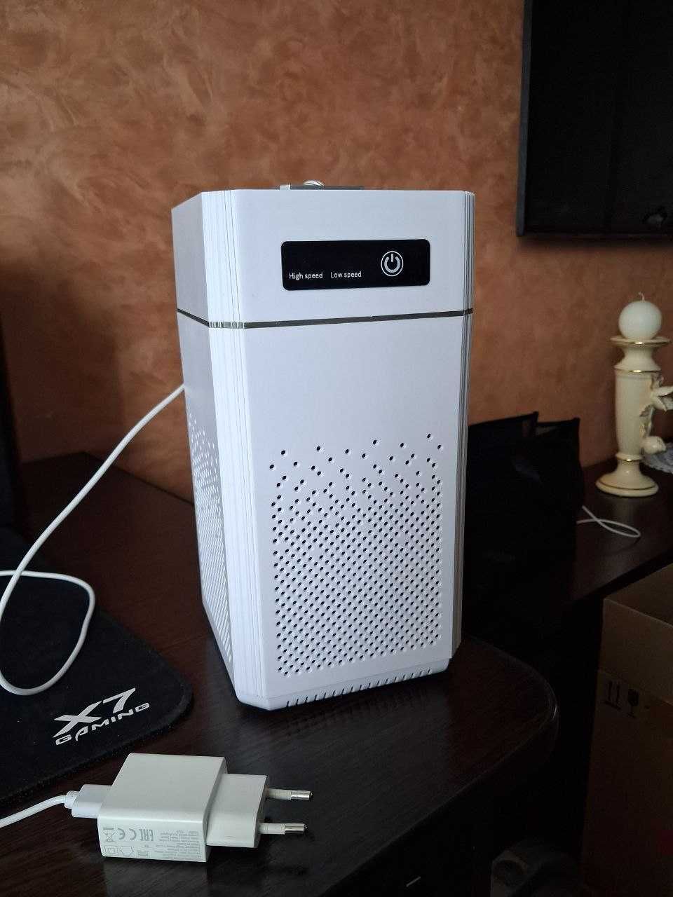 Очищувач повітря з HEPA-фільтром