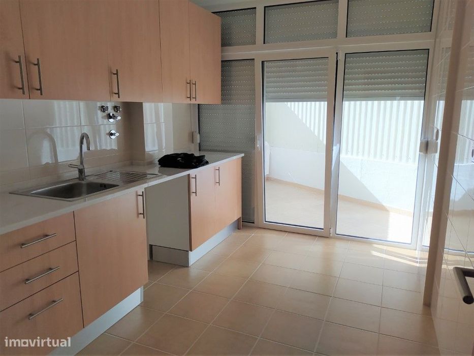 T1 Amadora com terraço