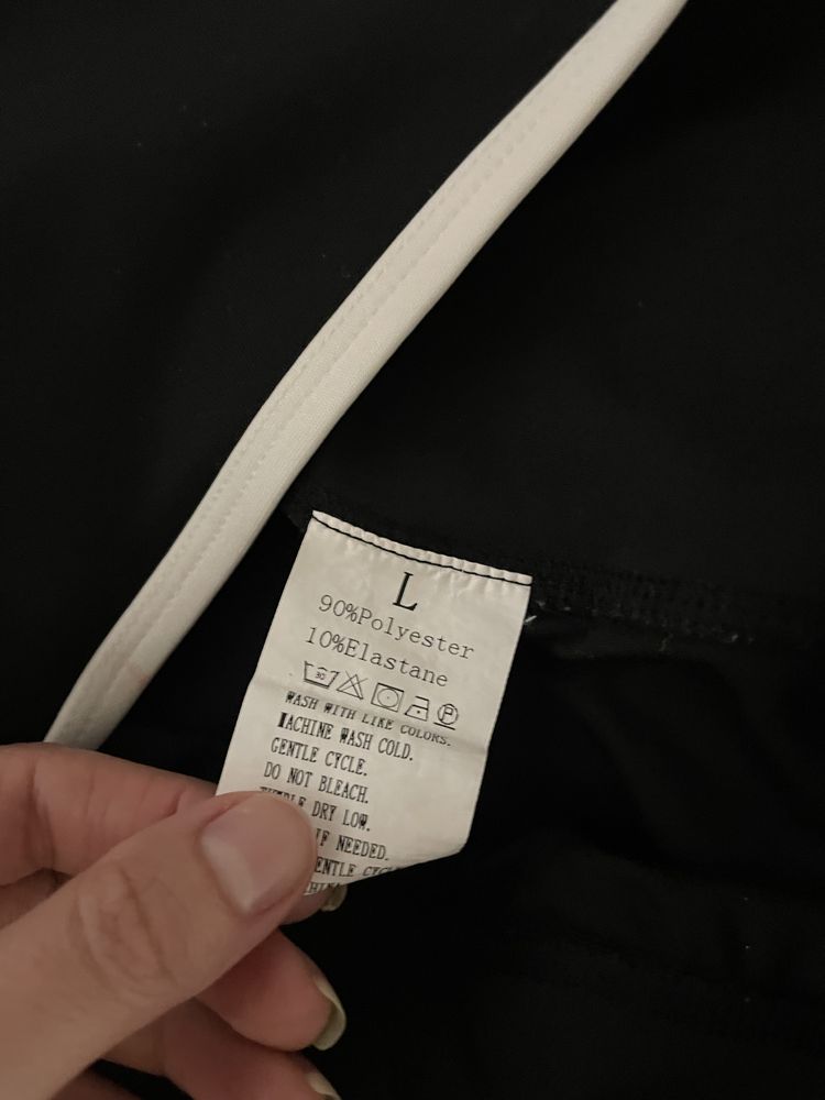 Asymetryczne legginsy L