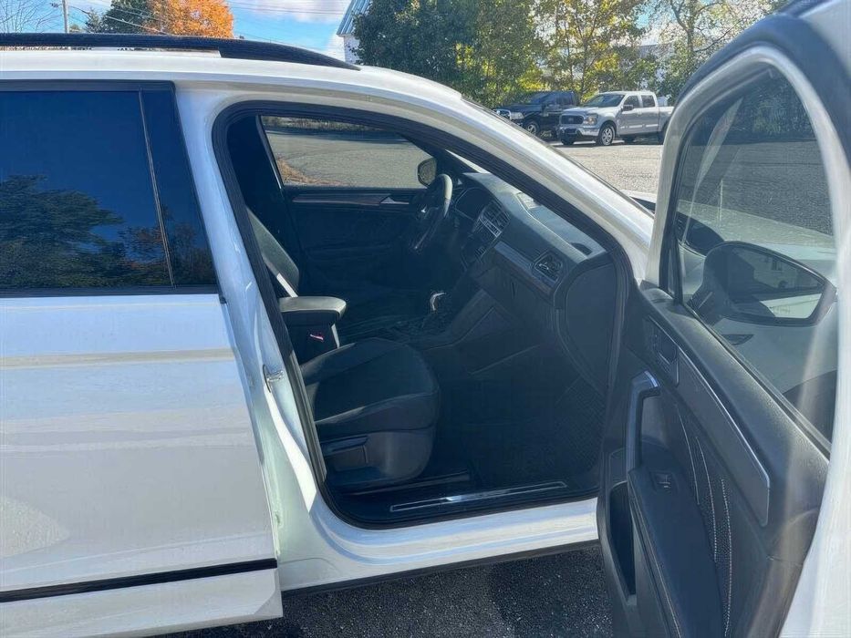 Volkswagen Tiguan SE R-Line Black 4Motion      2022