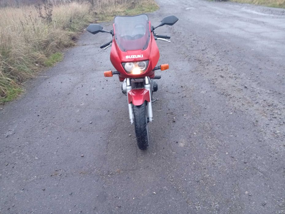 Сузукі gs 500 з доками