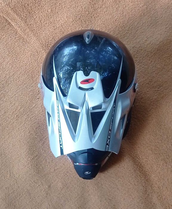 Kask cross czerwony THOR RACING r. L; Drugi kask r. M - gratis