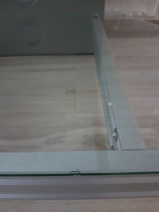 Szklany stolik pod telewizor (RTV)