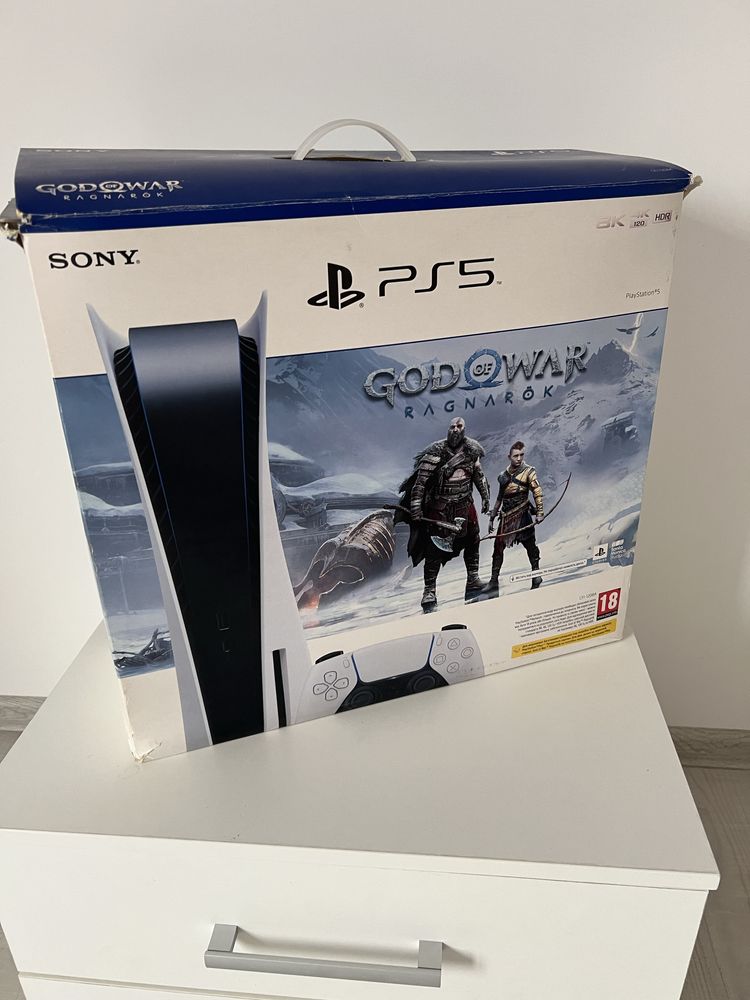 PlayStation 5 667 GB