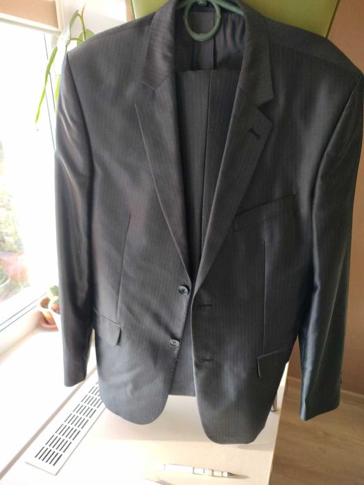 Чоловічий костюм GS, розмір 50