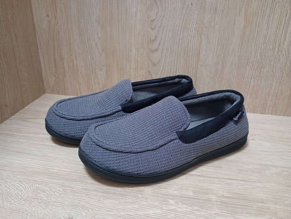 Kapcie r. 42 laczki mokasyny