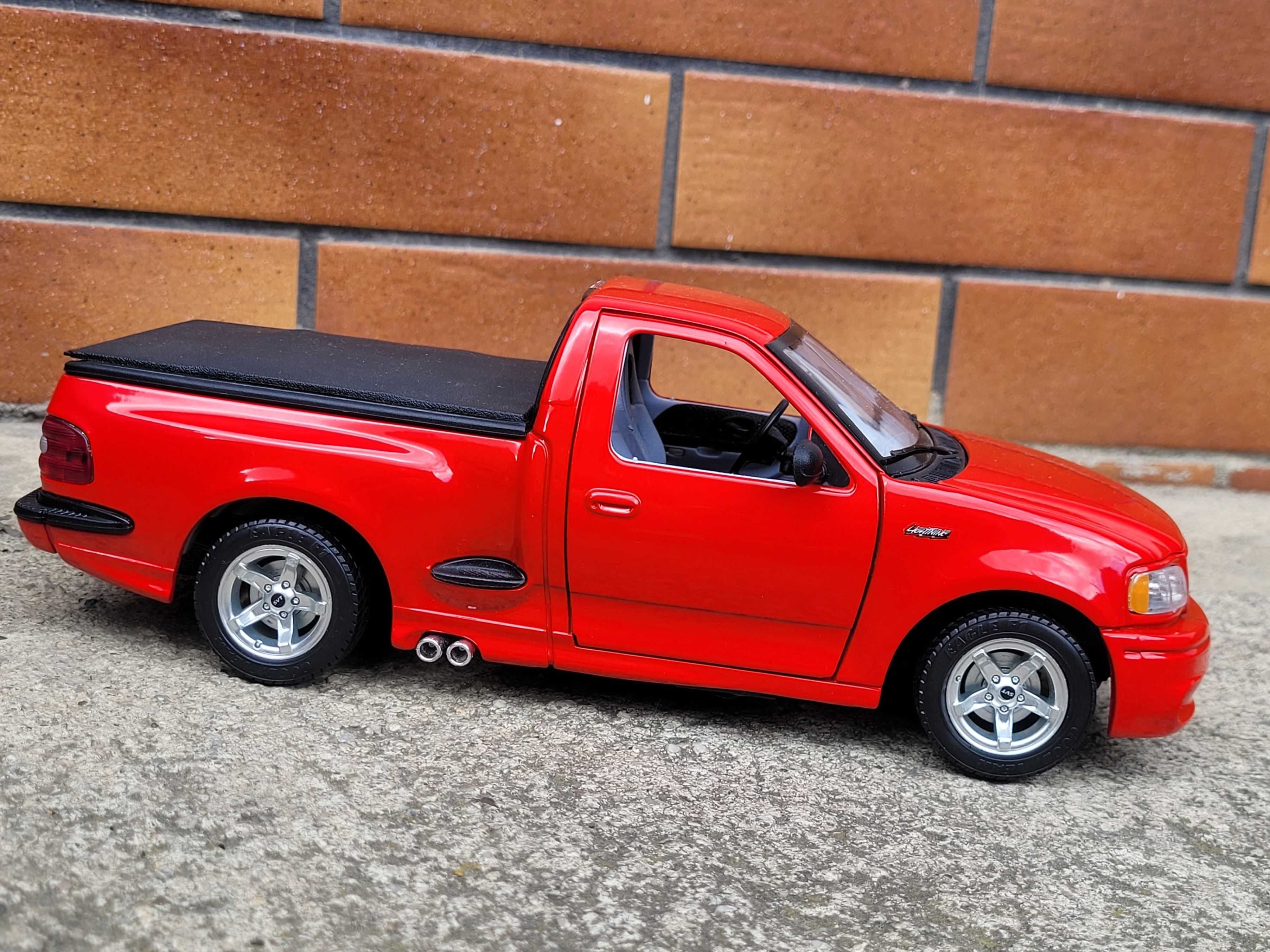 Kolekcja modeli 1:18 Ford SVT F150 Lightning 1:21 1:18 Fast Forious