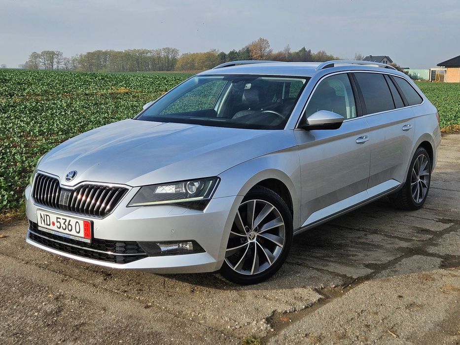 Skoda Superb 2.0 TDi 190KM // 4x4 // Xenon // Navi // Ledy // Alcantara // Alu 18