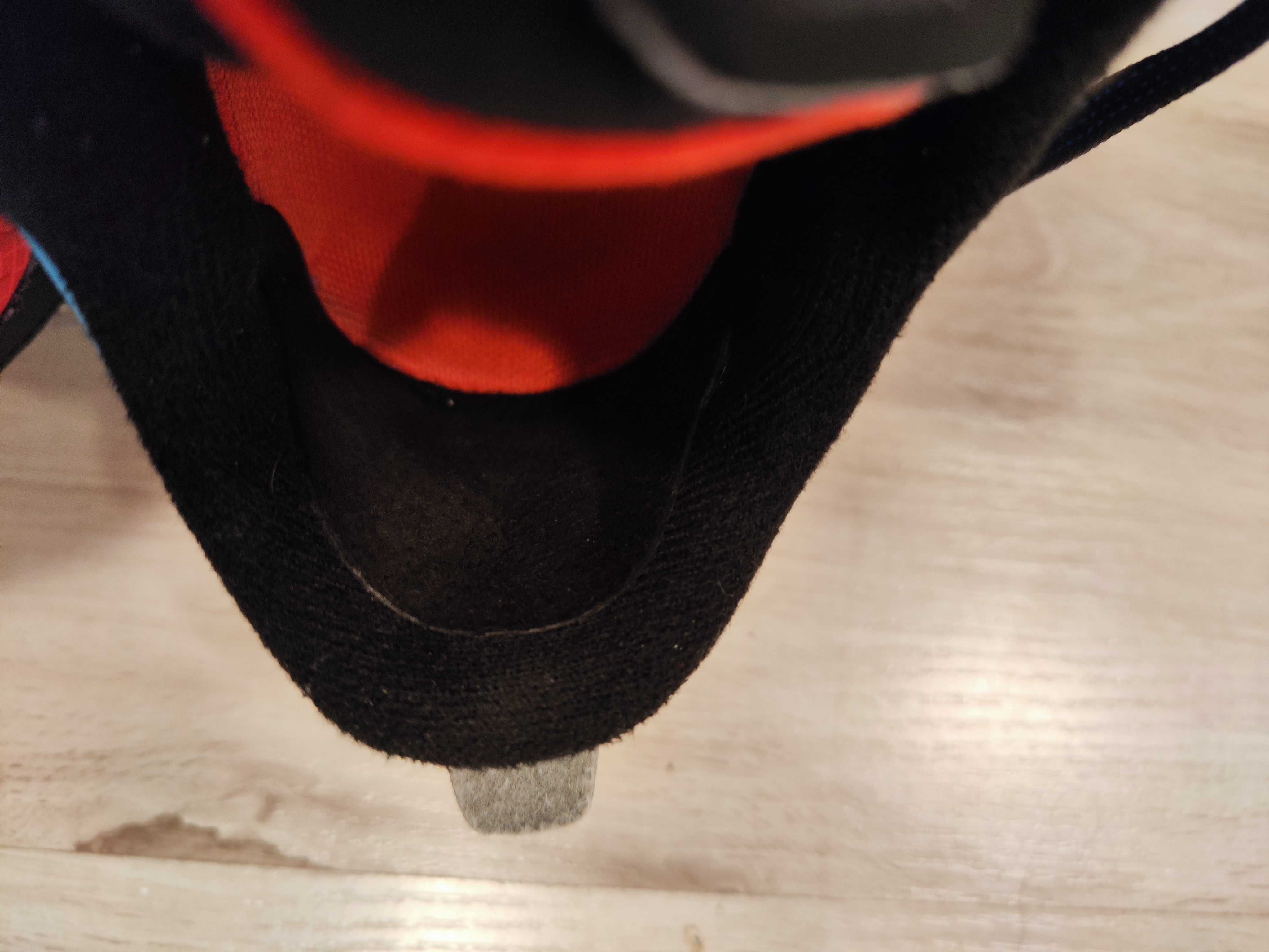 Saucony Endorphin Speed Runshield, rozmiar 41