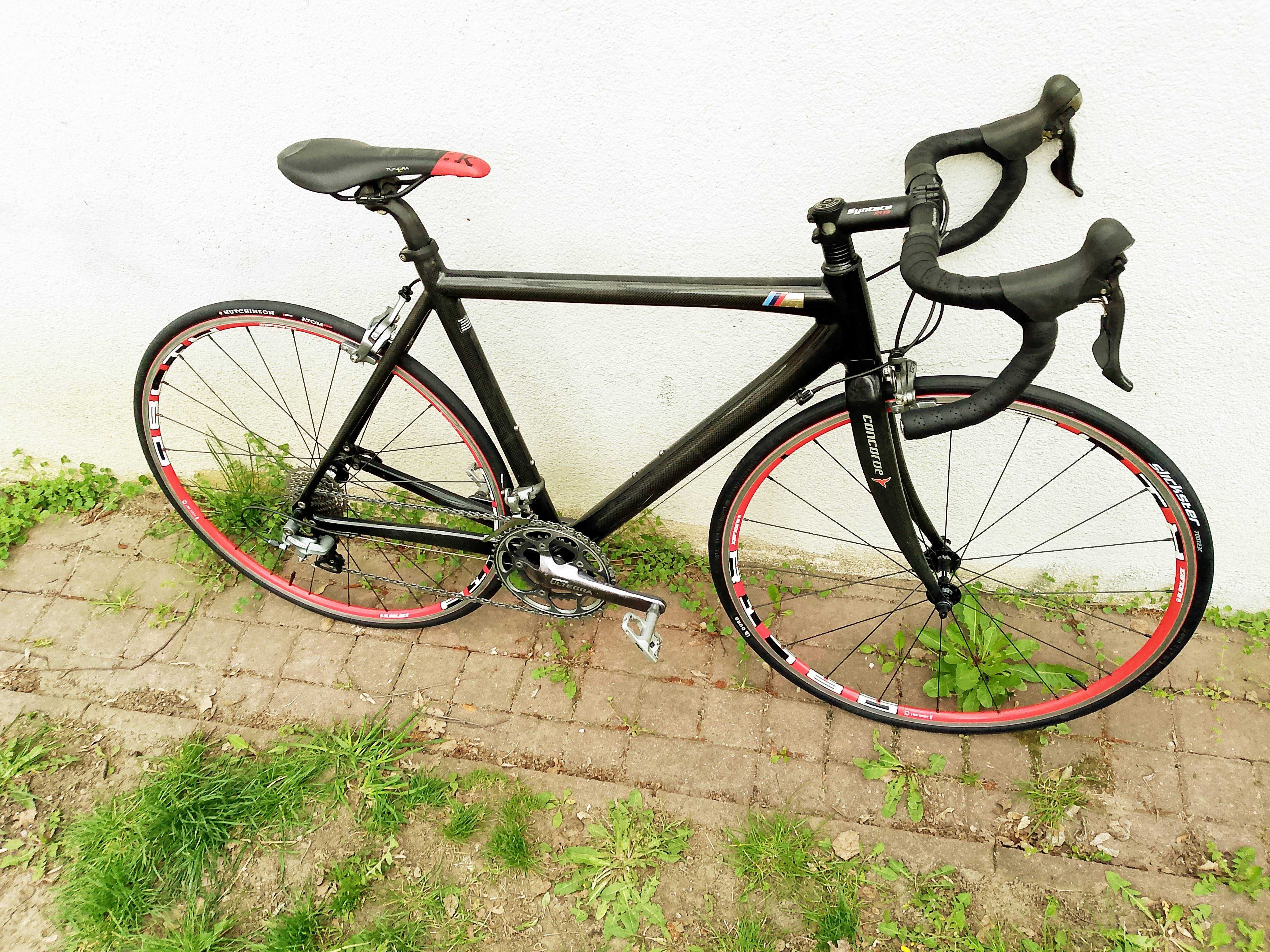 rower szosowy BMW M carbon racer, pełna ultegra, waga7.9kg po serwisie