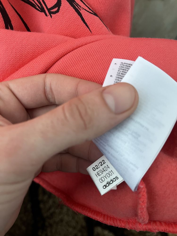 Світшот Adidas original! З аніме принтом ручної роботи(Макіма), М-Л