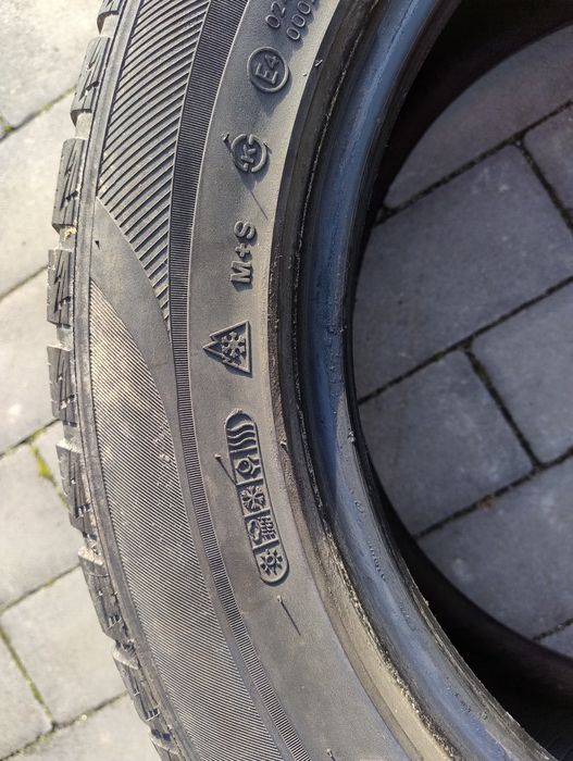 Opony Hankook 205/55/16 całoroczne