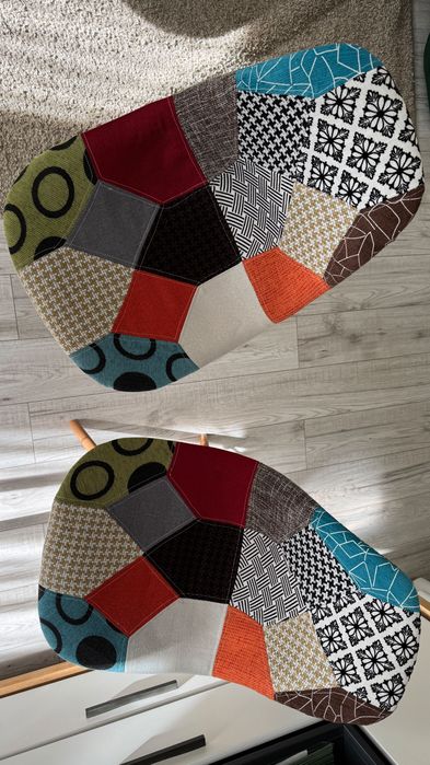 Biały okrągły stól + 2 krzesła