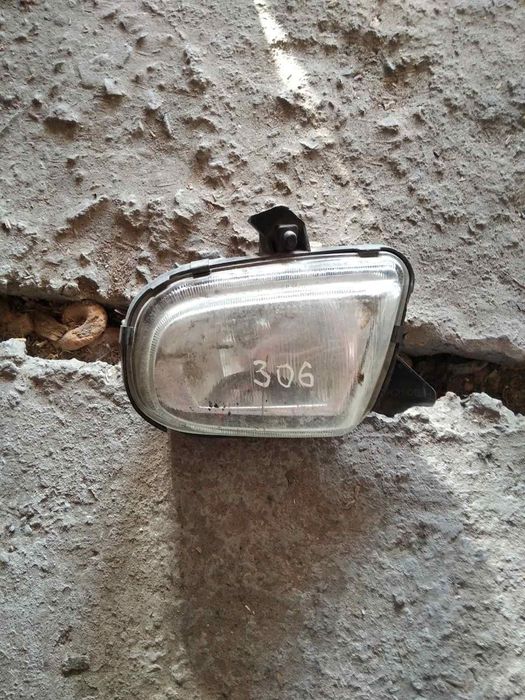 Фари,стопи,приборка-Пежо